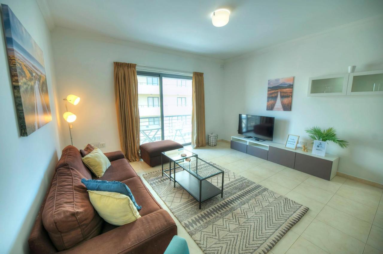 Modern 3Br Stylish & Spacious Apartment - Close To Sliema Promenade Gżira Kültér fotó