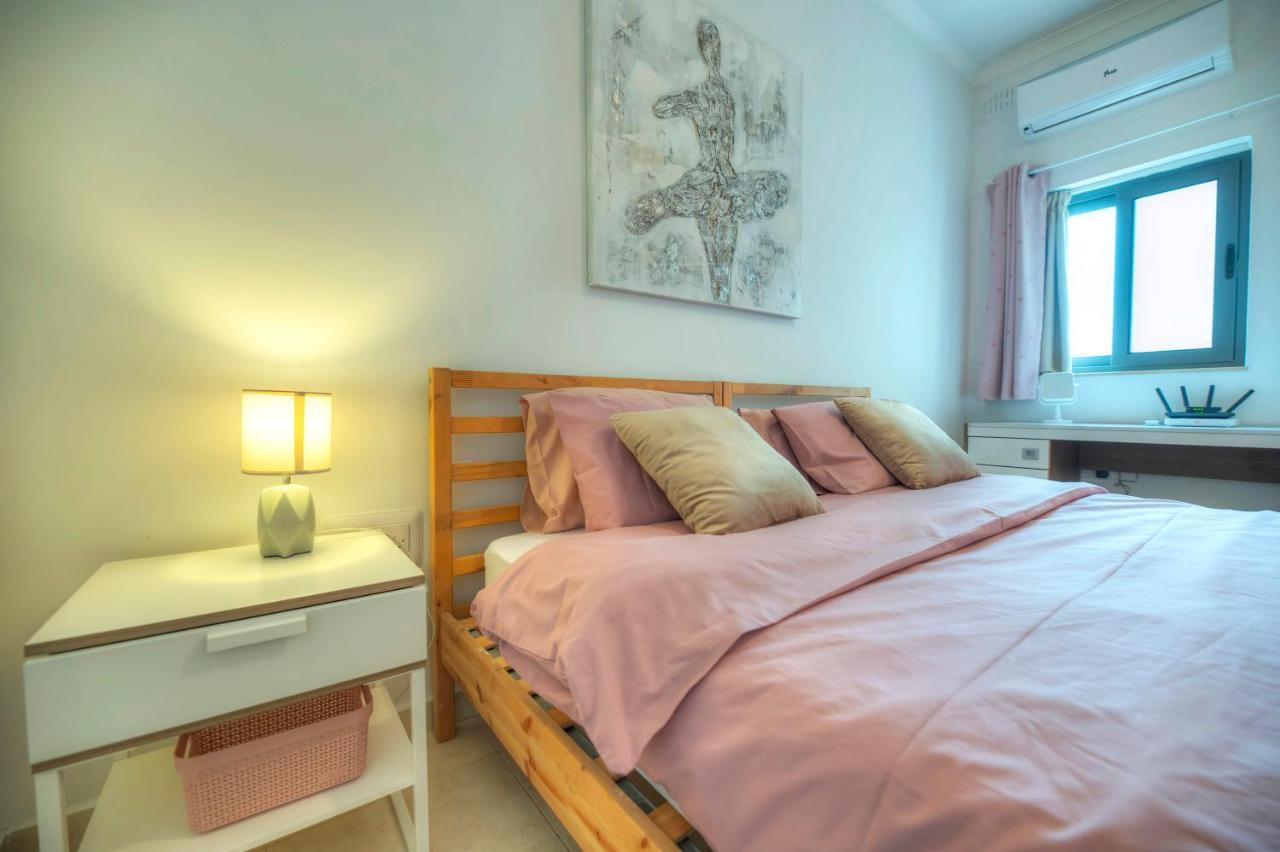 Modern 3Br Stylish & Spacious Apartment - Close To Sliema Promenade Gżira Kültér fotó