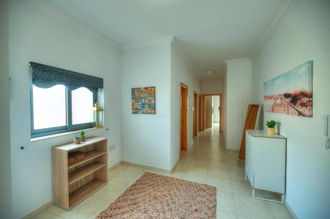 Modern 3Br Stylish & Spacious Apartment - Close To Sliema Promenade Gżira Kültér fotó