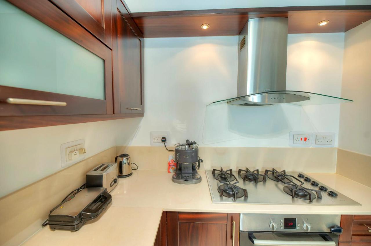Modern 3Br Stylish & Spacious Apartment - Close To Sliema Promenade Gżira Kültér fotó