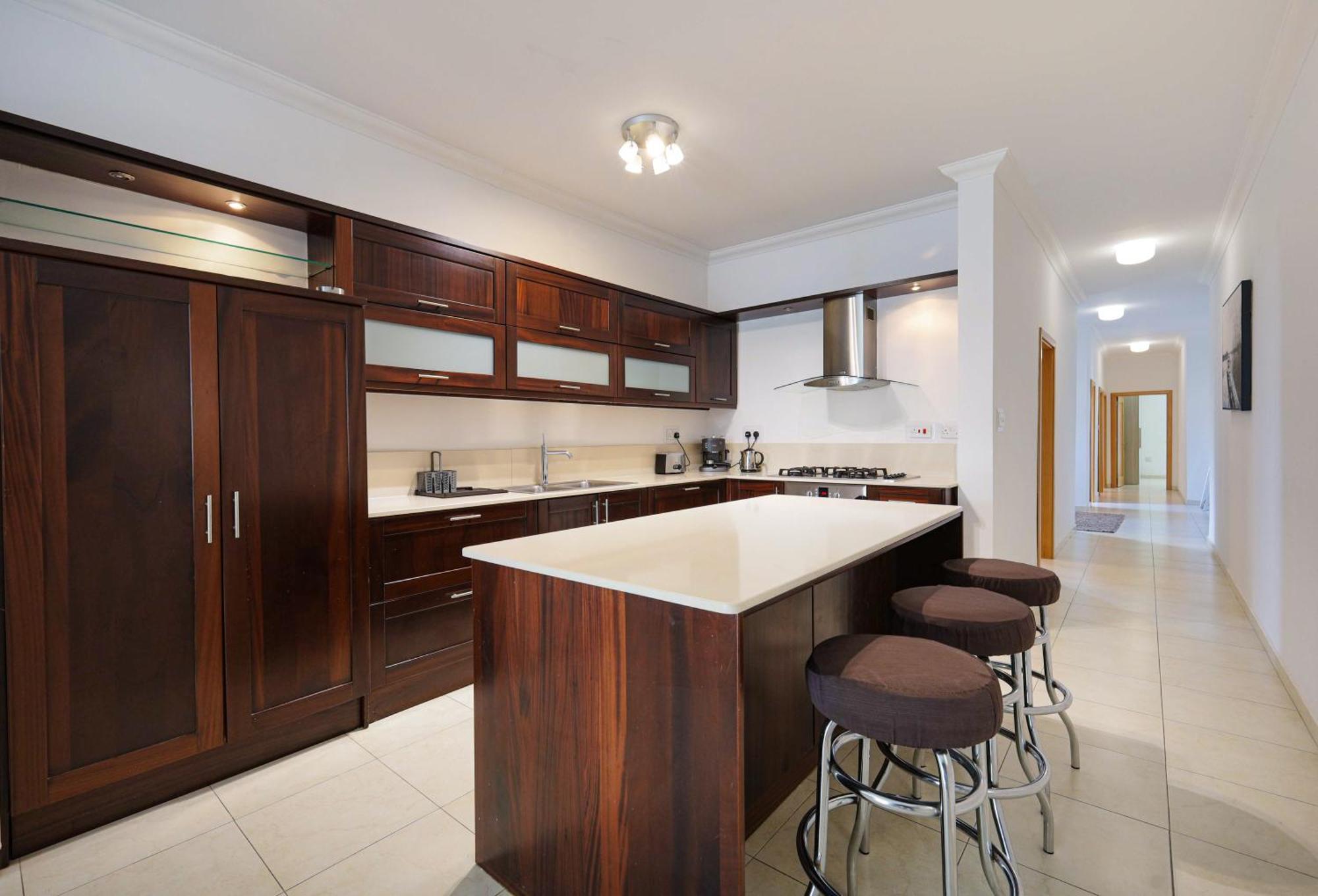 Modern 3Br Stylish & Spacious Apartment - Close To Sliema Promenade Gżira Kültér fotó