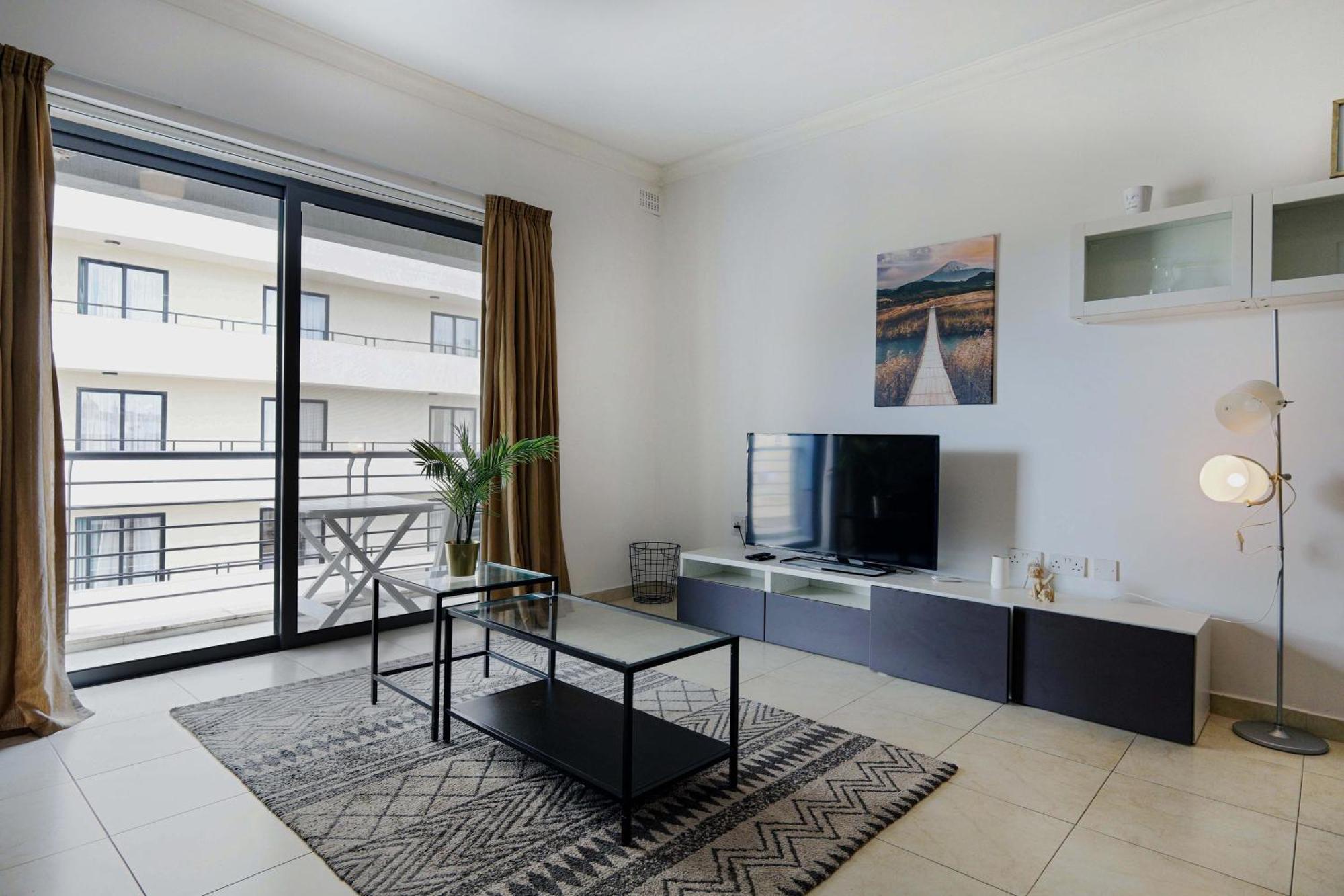 Modern 3Br Stylish & Spacious Apartment - Close To Sliema Promenade Gżira Kültér fotó
